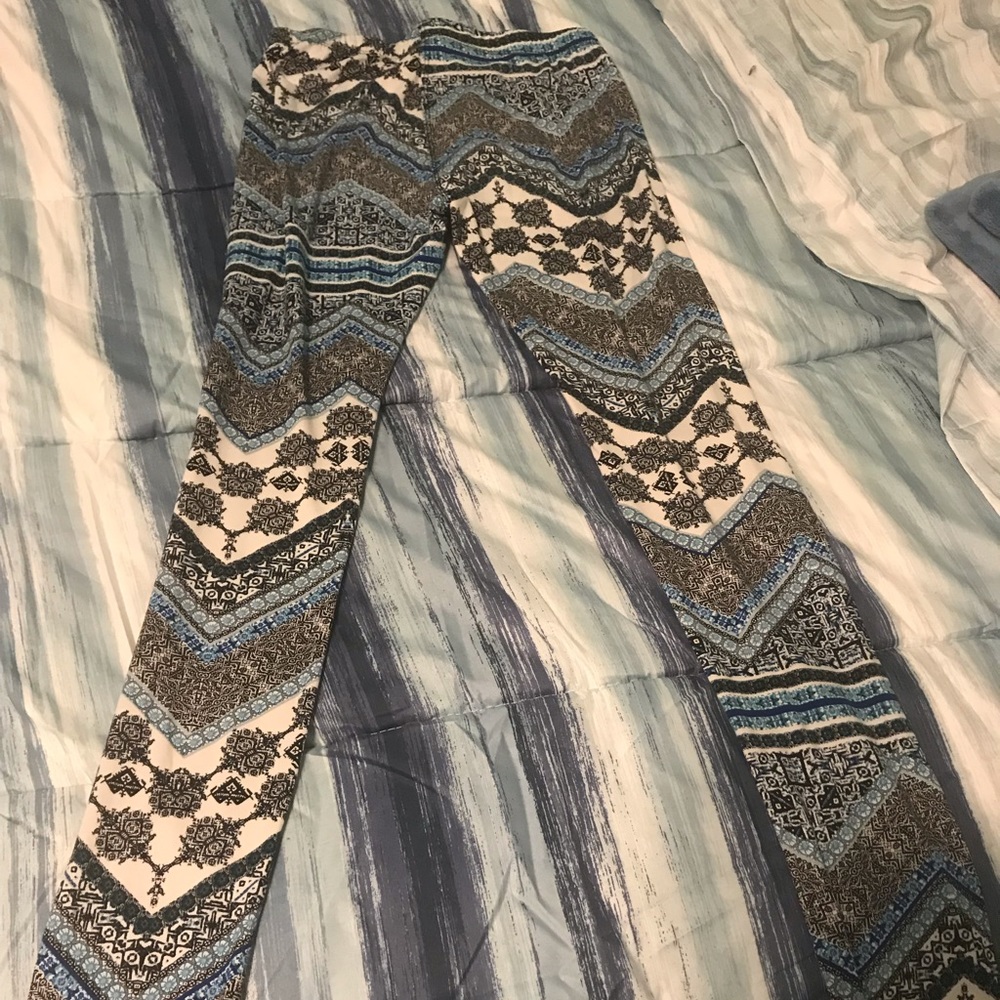 multi colored leggings!